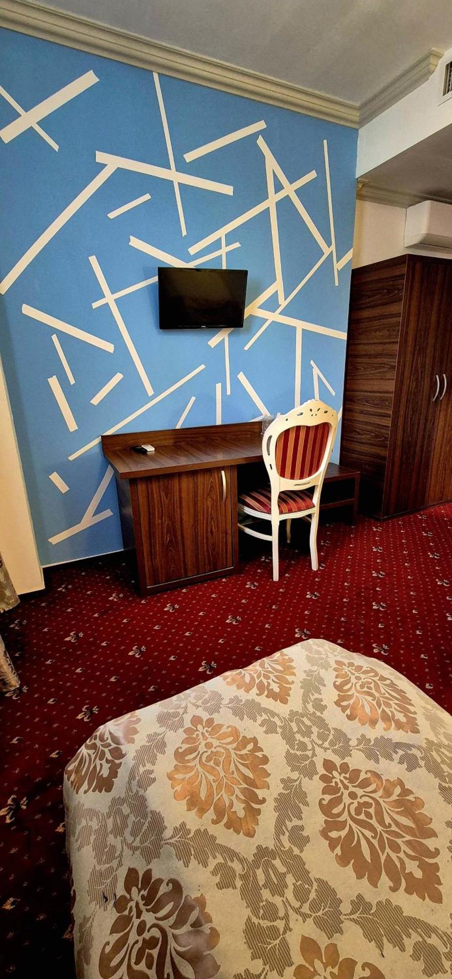Hostel Orhideea بوزاو المظهر الخارجي الصورة
